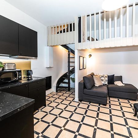 Appartamento Luxurious Triplex - Marais & Montorgueil Parigi Esterno foto