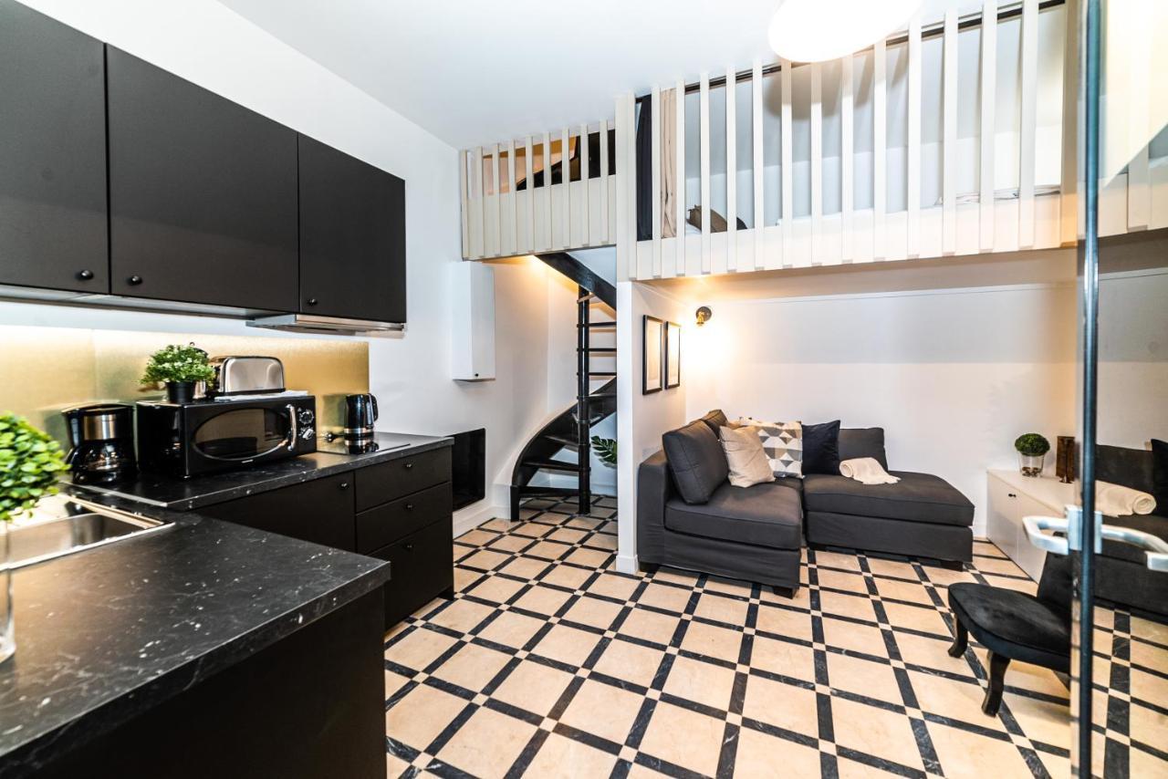 Appartamento Luxurious Triplex - Marais & Montorgueil Parigi Esterno foto