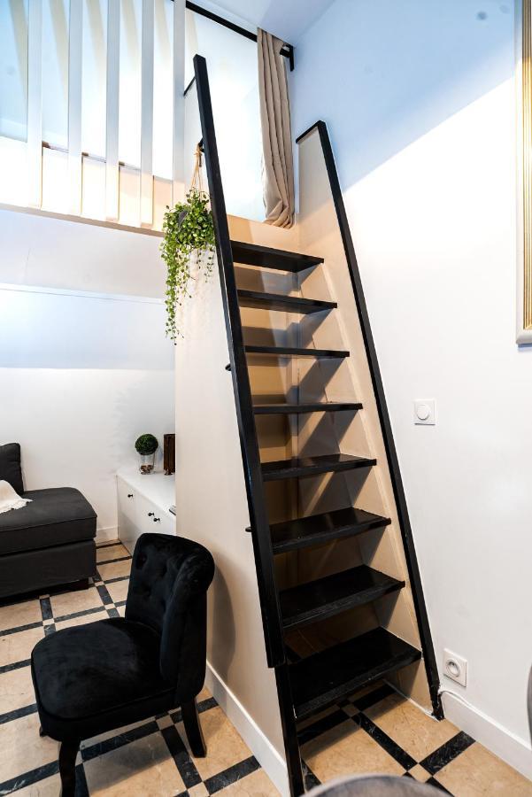 Appartamento Luxurious Triplex - Marais & Montorgueil Parigi Esterno foto