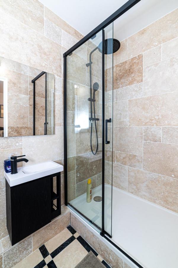Appartamento Luxurious Triplex - Marais & Montorgueil Parigi Esterno foto