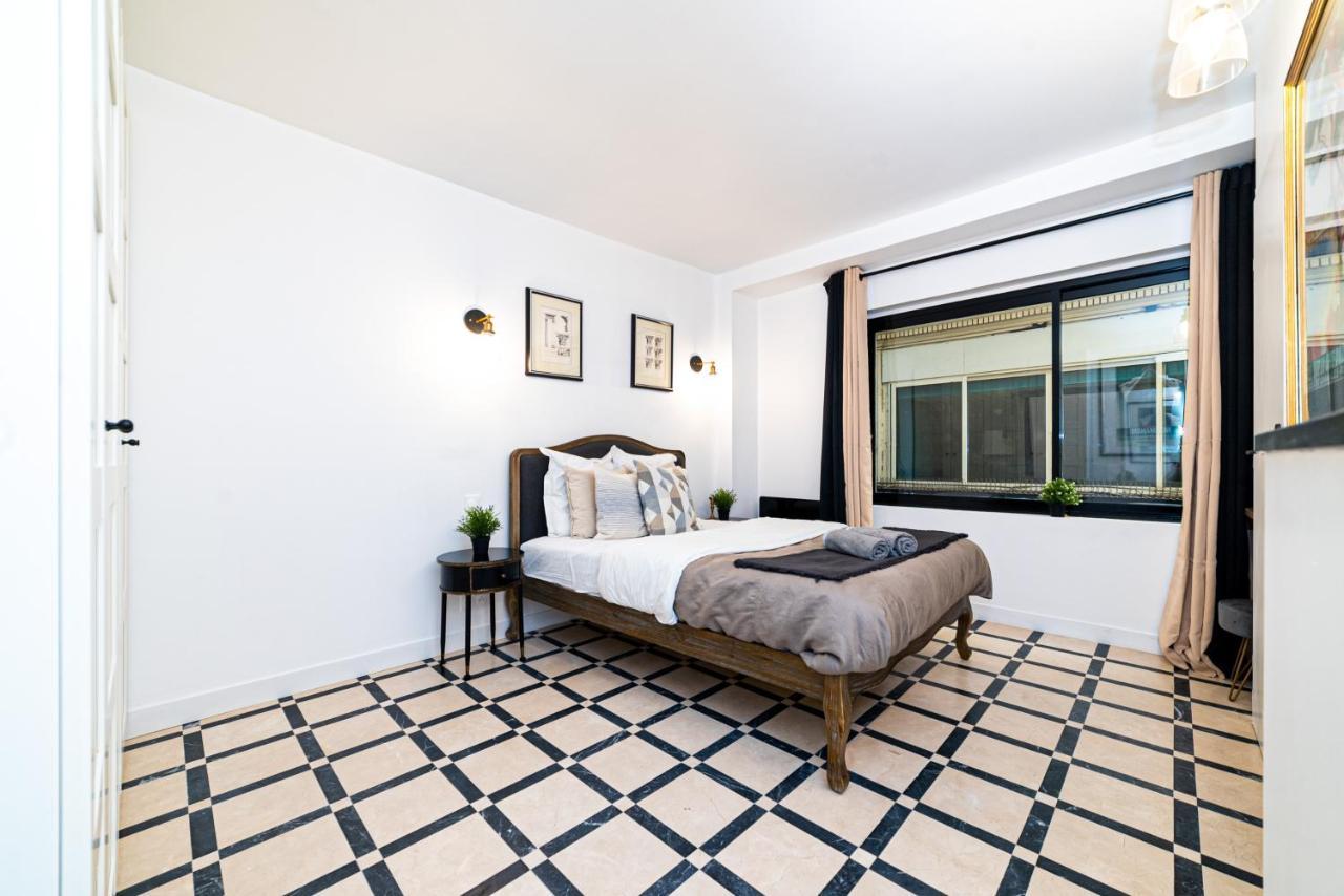 Appartamento Luxurious Triplex - Marais & Montorgueil Parigi Esterno foto
